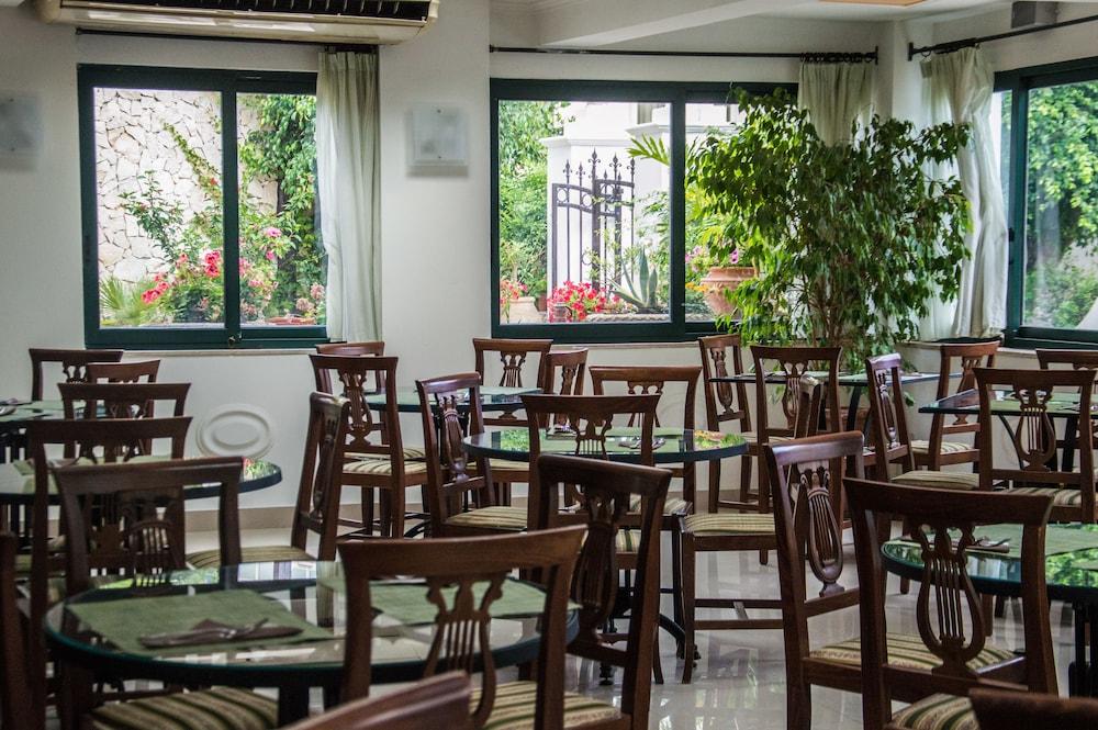 Hotel & Apartments Villa Linda Джардіні-Наксос Екстер'єр фото